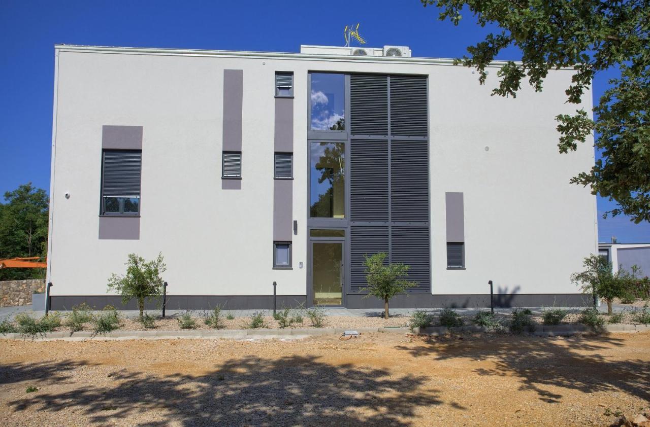 Apartment Sol Njivice